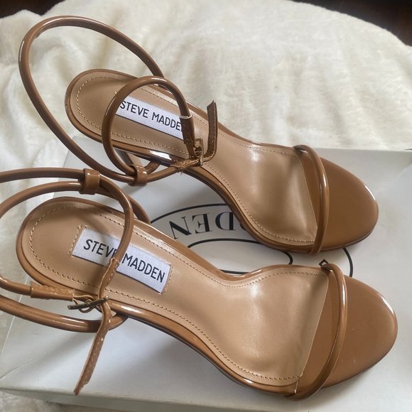 Steve Madden Fate Camel Patent Leather Ankle Strap Sandal - Picture 1 of 5